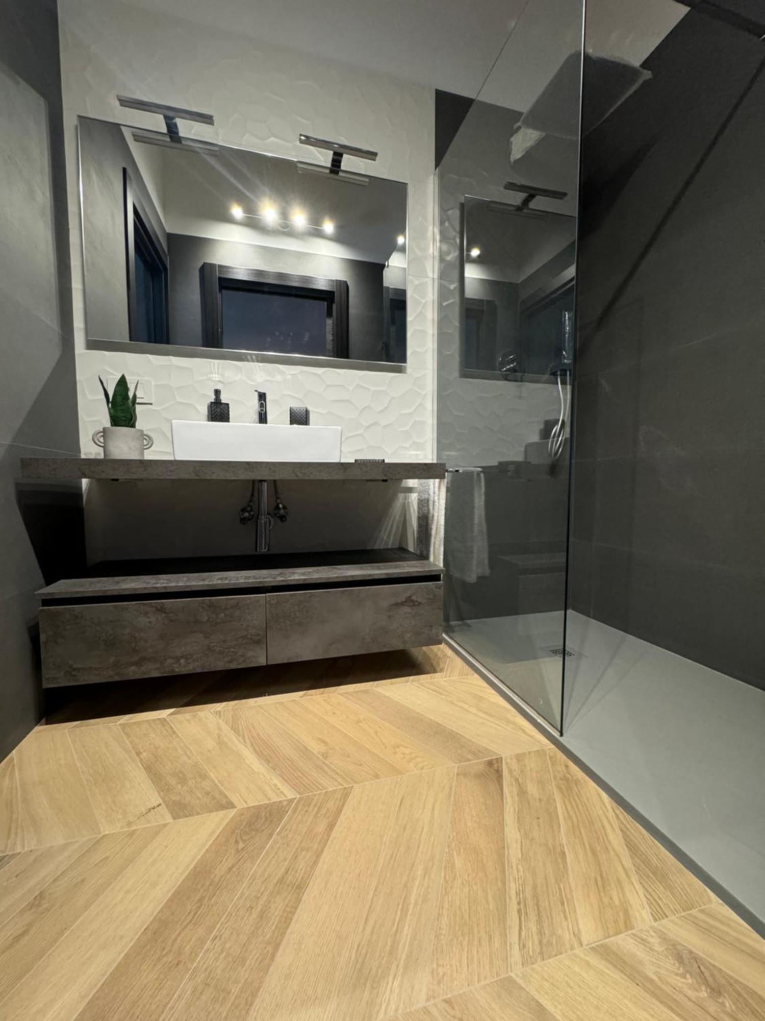 Sky Luxury Rooms Nettuno Eksteriør bilde