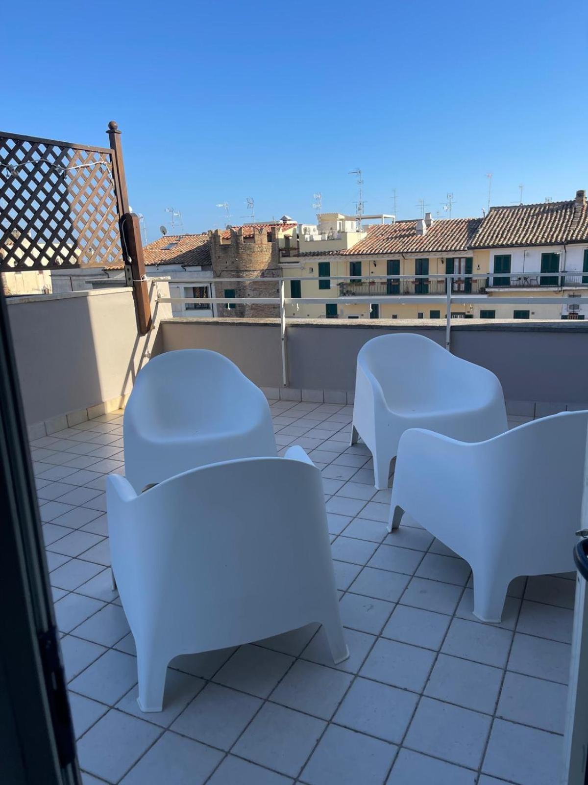 Sky Luxury Rooms Nettuno Eksteriør bilde